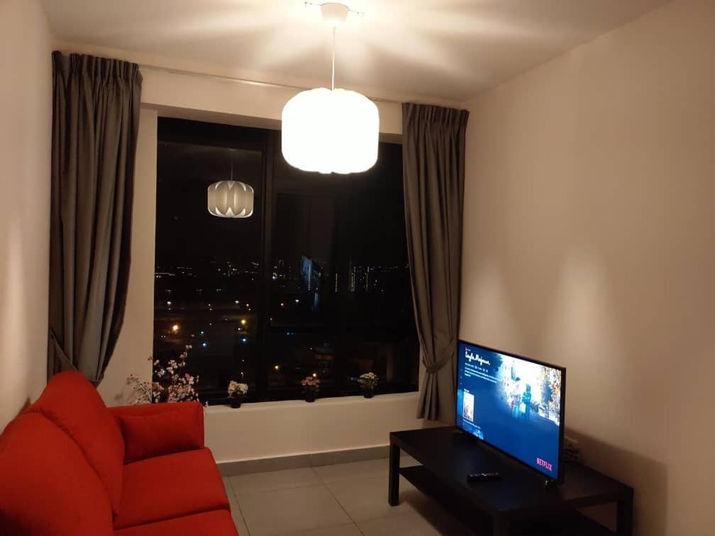 Cozy Studio Unit,Cyberjaya,Wifi, Netflix,Free Parking Exterior foto